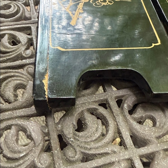 Vintage Japanese Black lacquer w mother of pearl Folding Screen Geishas 18”x14” - Picture 11 of 11